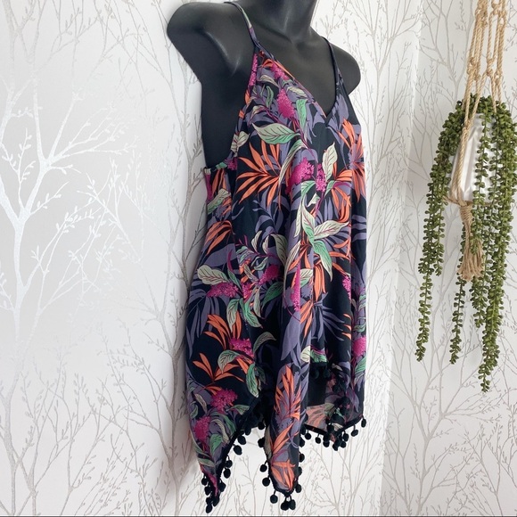 JAPNA Spaghetti Strap Floral Tank Top Pom Pom Trim - Picture 3 of 10